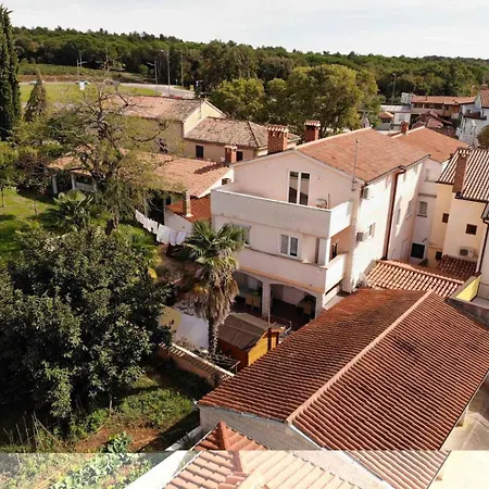 In Porec/istrien 31135 شقة بوريتش