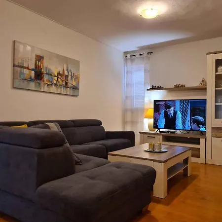In Porec/istrien 31135 Apartment *