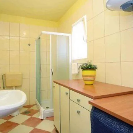 In Porec/istrien 31135 Apartment *